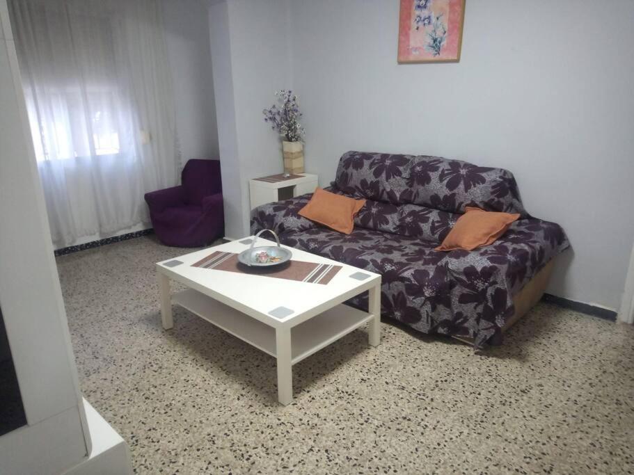 Apartamento Tahalia 3 Habitaciones อูเอลบา ภายนอก รูปภาพ